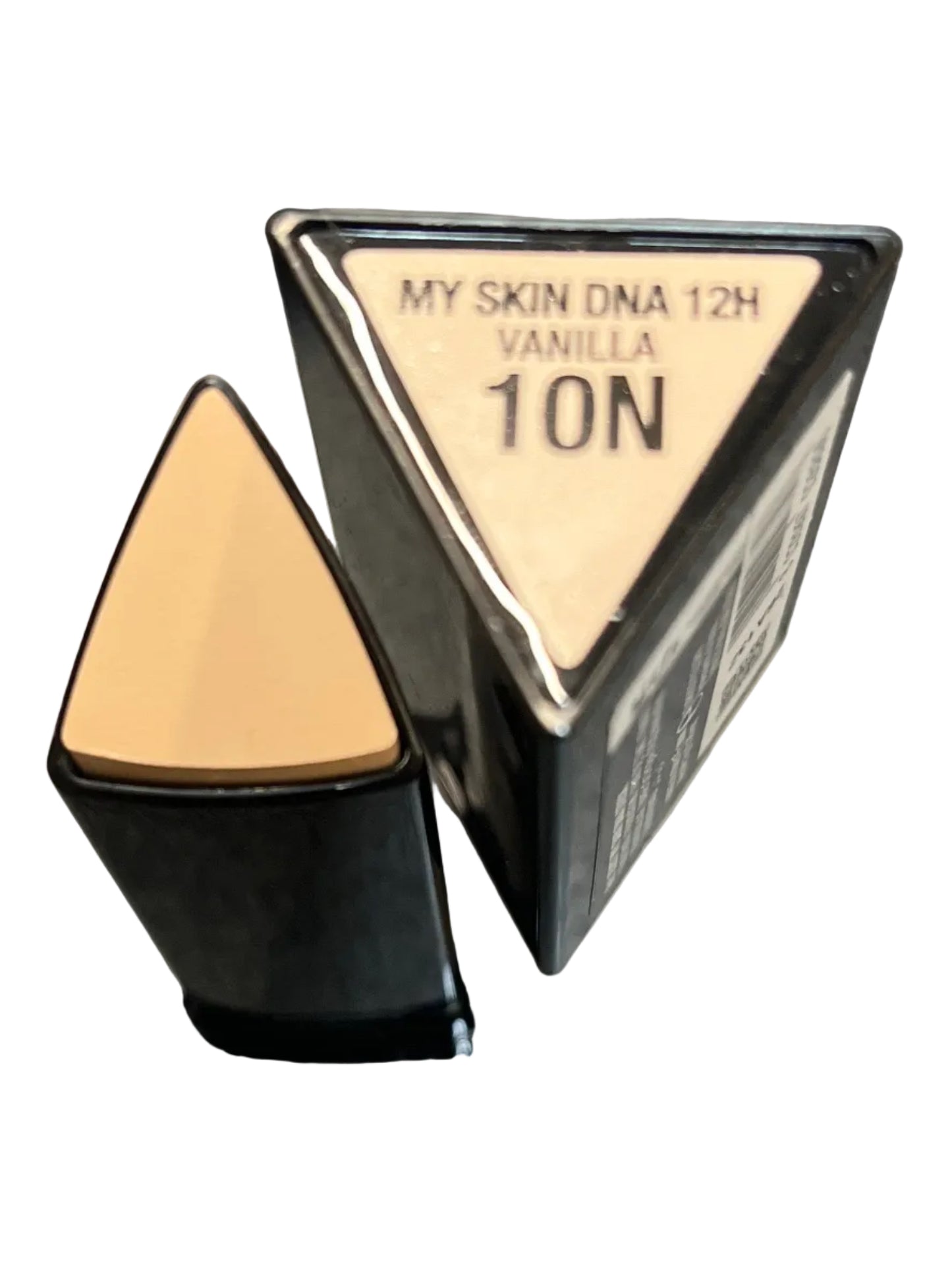 BELLAOGGI - Fondotinta My Skin Dna 12H Long Lasting Effetto Blur aal'Acido Ialuronico e Semi di Sesamo