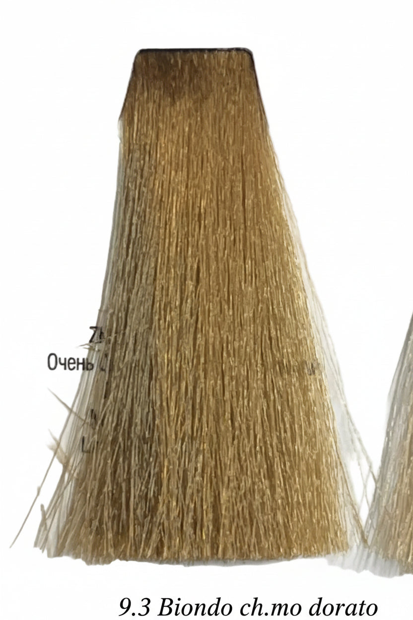 Aroma in Color - Tintura - Superschiarenti, Intensificatori, Dorati, Iriseè e Special ti Meches - Professional